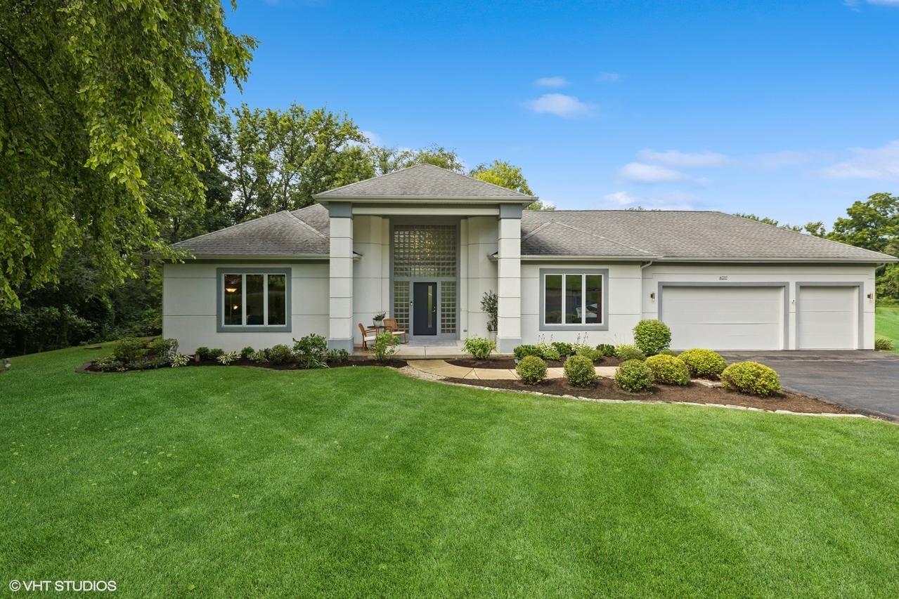 4017 Niblick Ct., Crystal Lake, IL 60012
