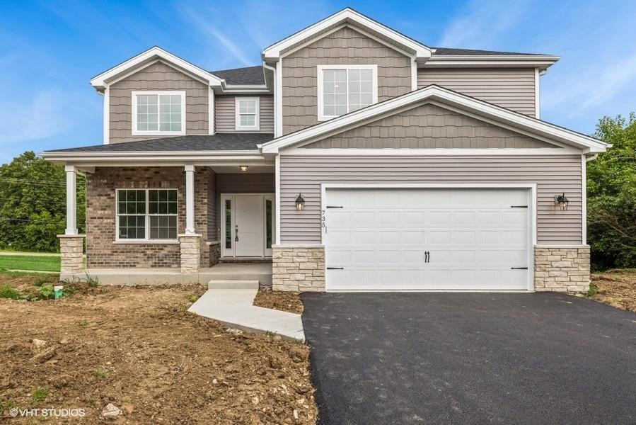 735 Fox Trail Ter., Cary, IL 60013