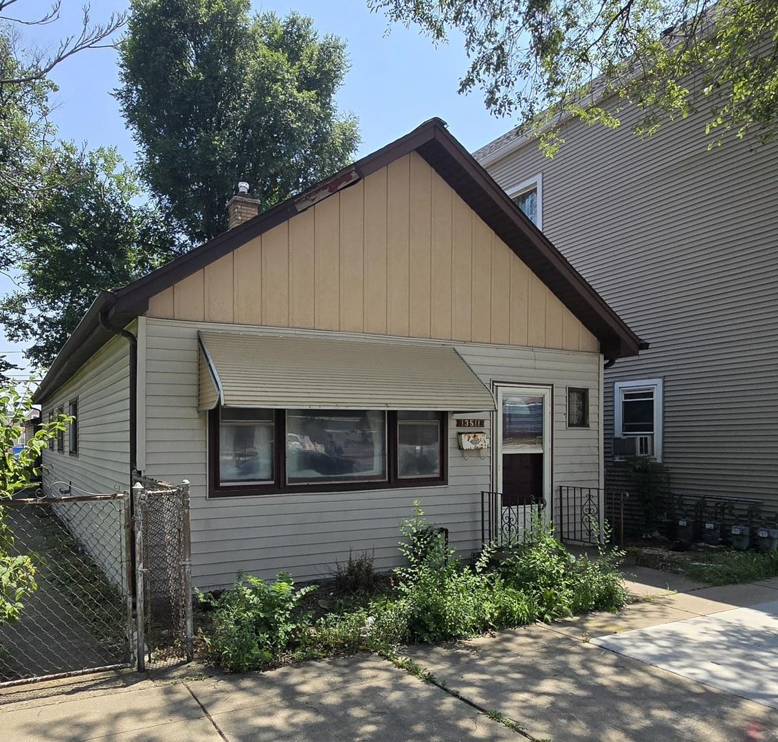 [Address Hidden by Seller], Chicago, IL 60633