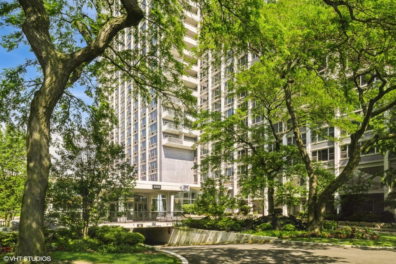 4250 N Marine Dr. #1511, Chicago, IL 60613