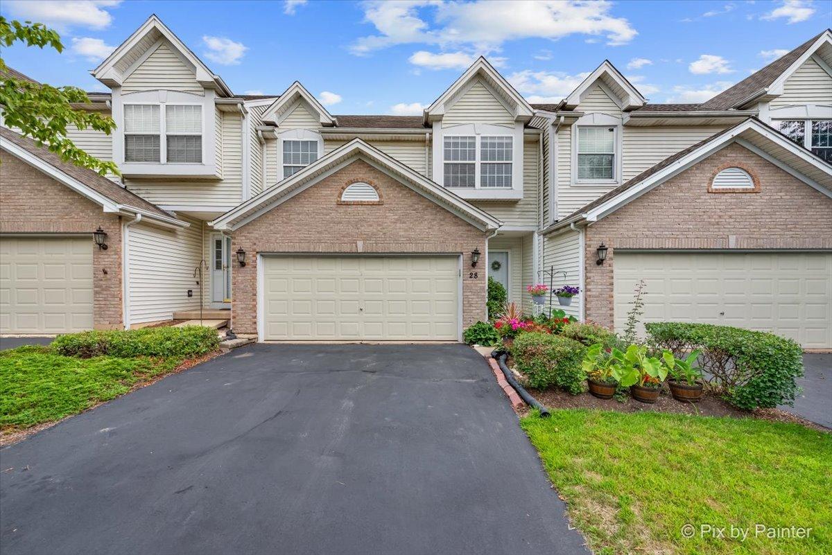 28 Sierra Ct., Lake In The Hills, IL 60156