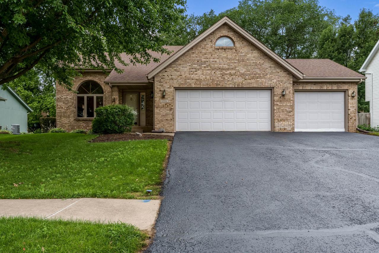 1206 Anee Dr., Rockford, IL 61108