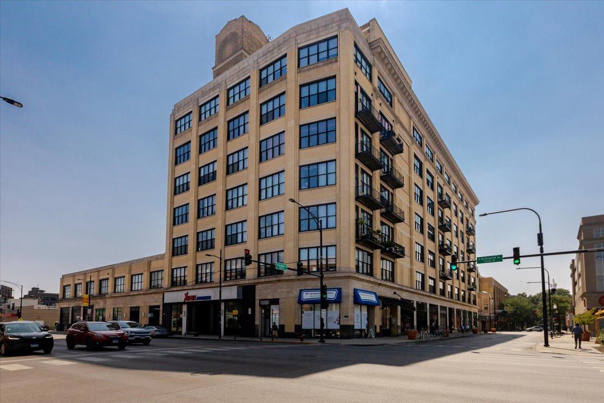 1601 W School St. #514, Chicago, IL 60657