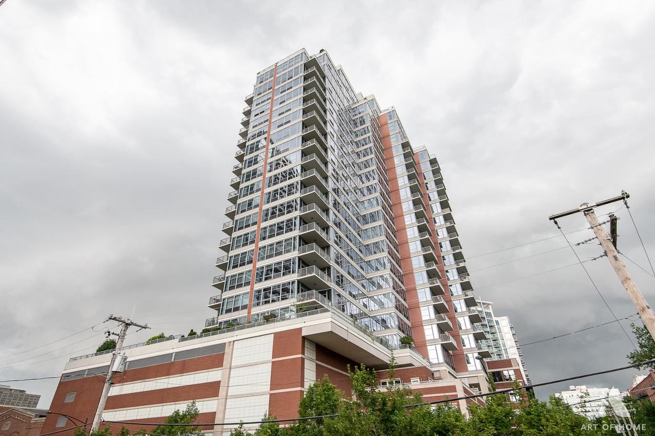 1600 S Prairie Ave. #1301, Chicago, IL 60616