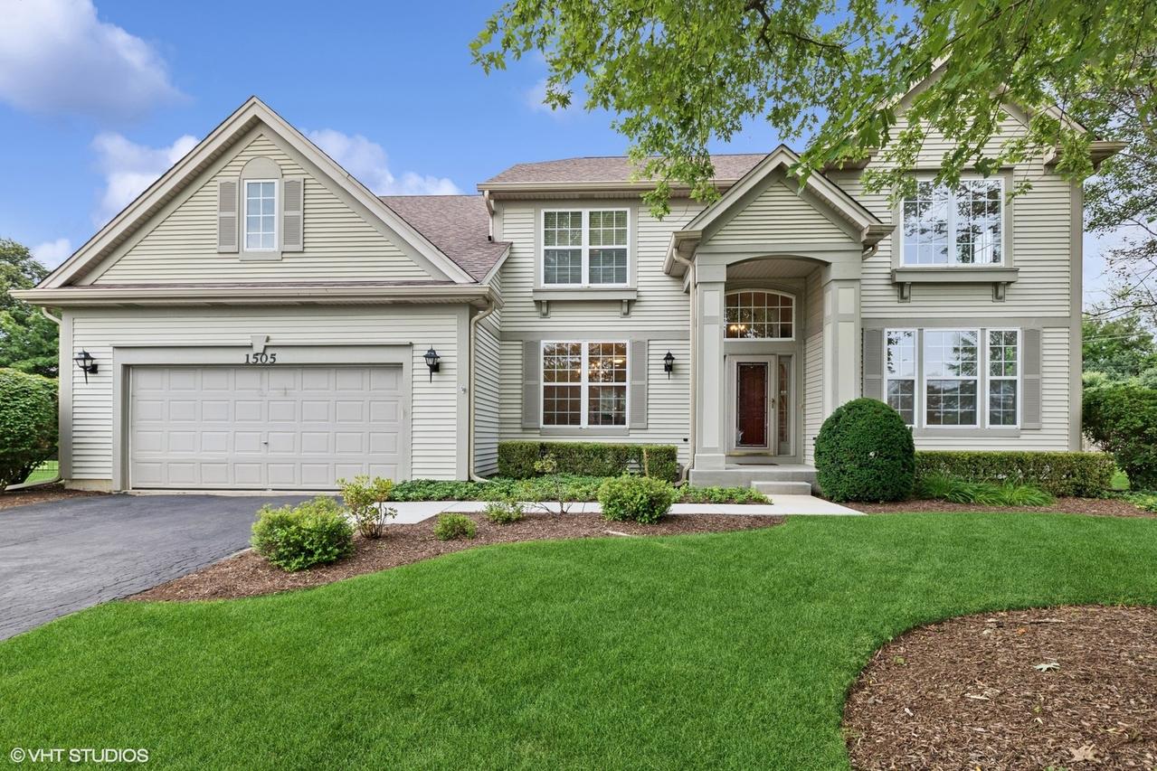 1505 Nathan Ln., Libertyville, IL 60048
