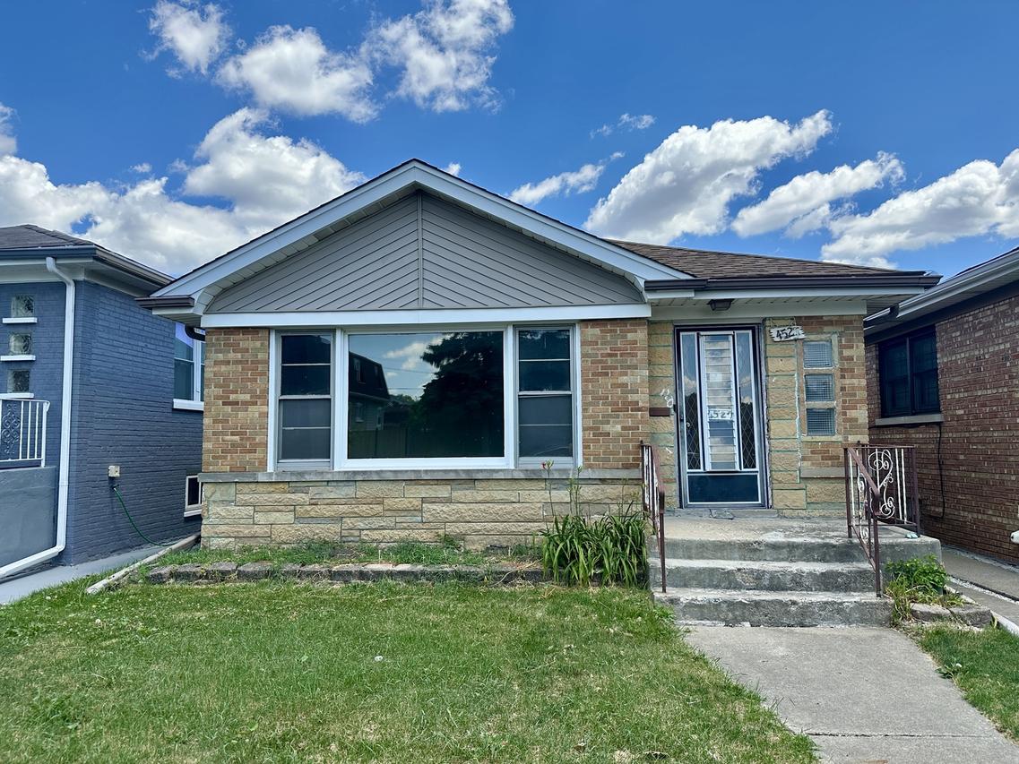 4527 N Newcastle Ave., Harwood Heights, IL 60706