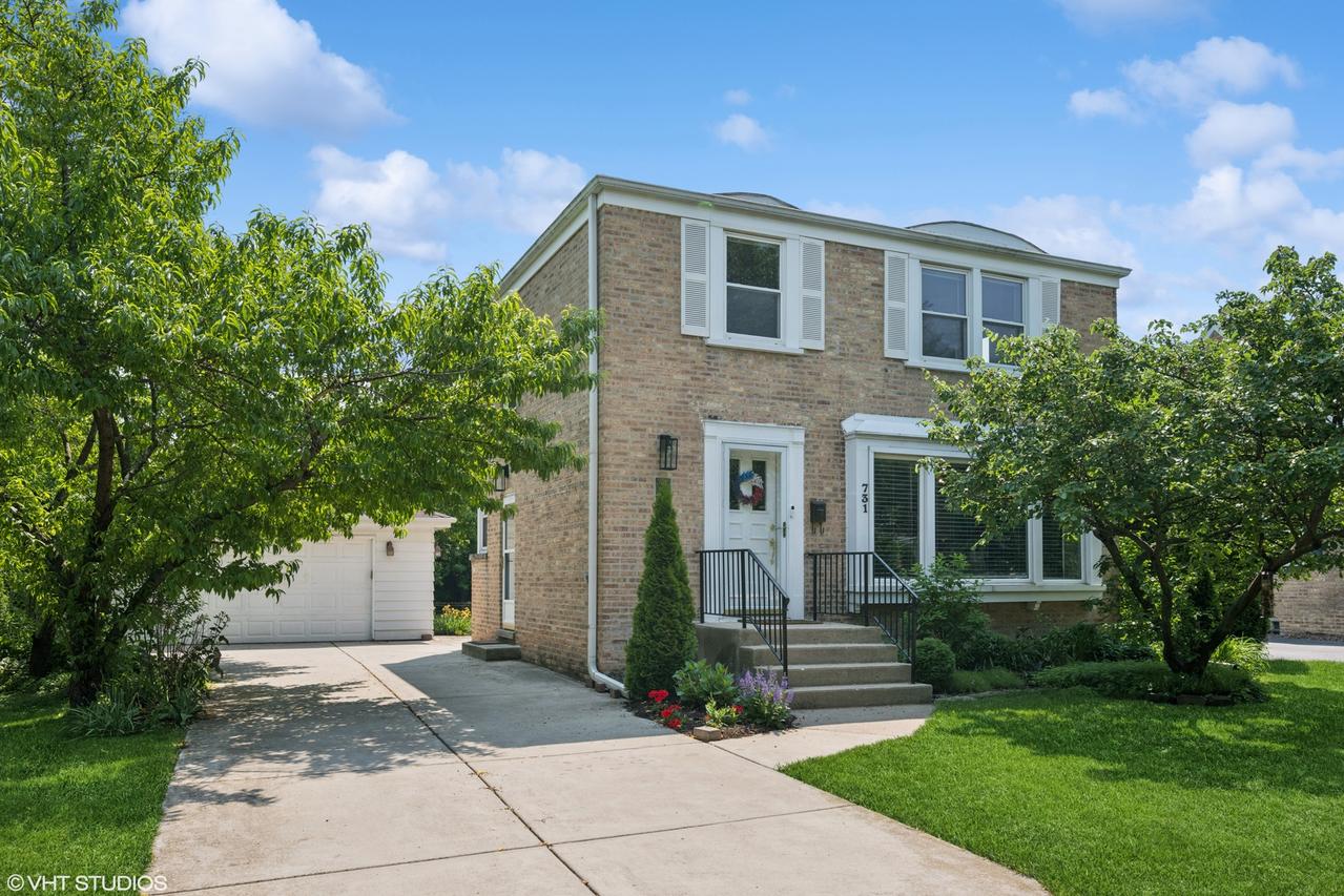 731 N Patton Ave., Arlington Heights, IL 60004