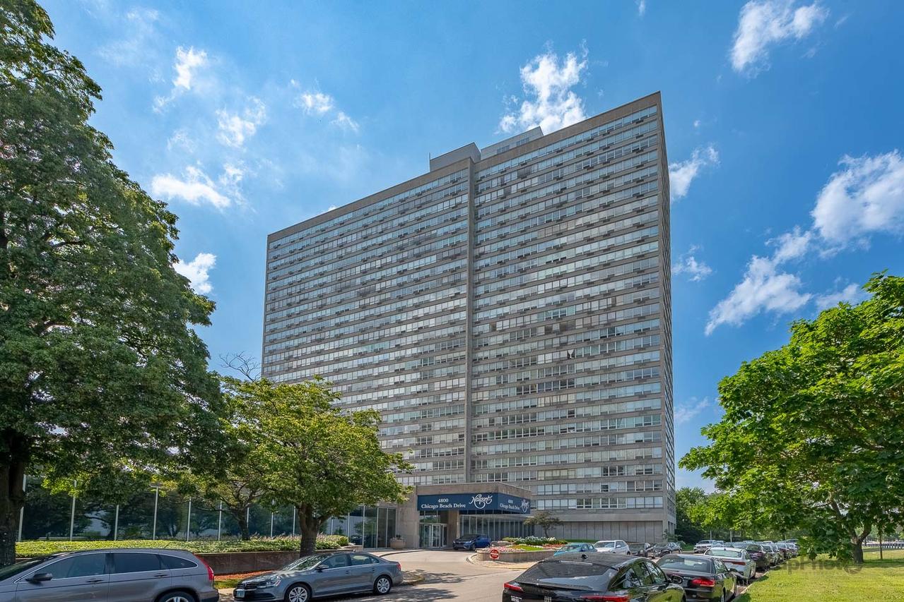 4800 S Chicago Beach Dr. #2405S, Chicago, IL 60615