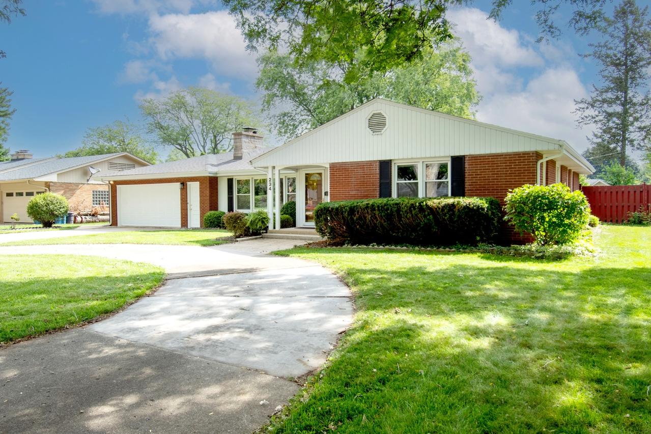 234 Alschuler Dr., Aurora, IL 60506