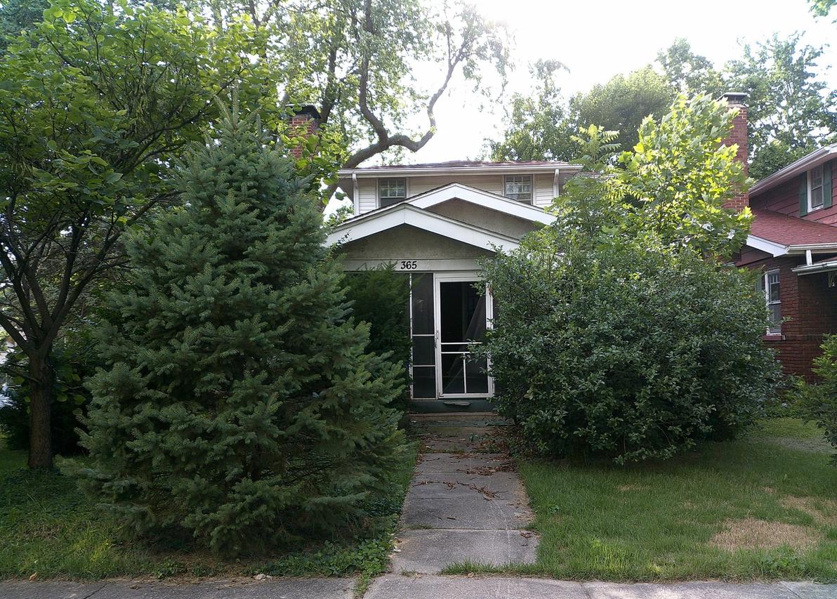 365 S Taylor Ave., Decatur, IL 62522