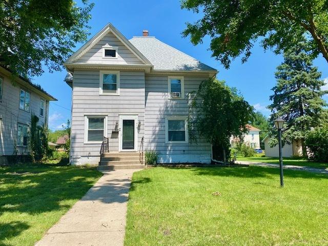 410 W 10th St., Sterling, IL 61081