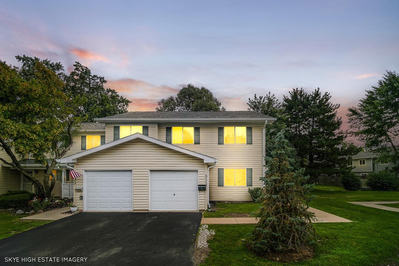 531 Alton Ct., Carol Stream, IL 60188