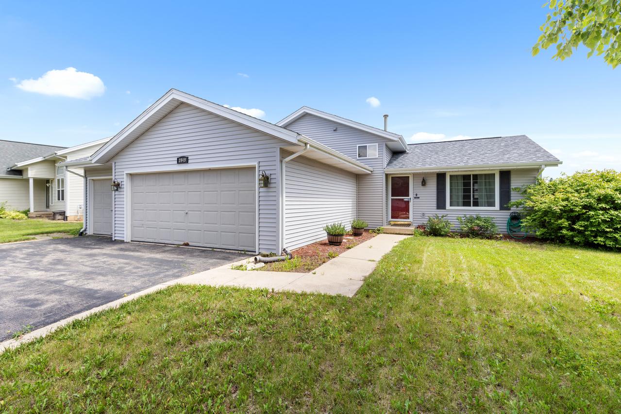 3949 North Port Dr., Rockford, IL 61109