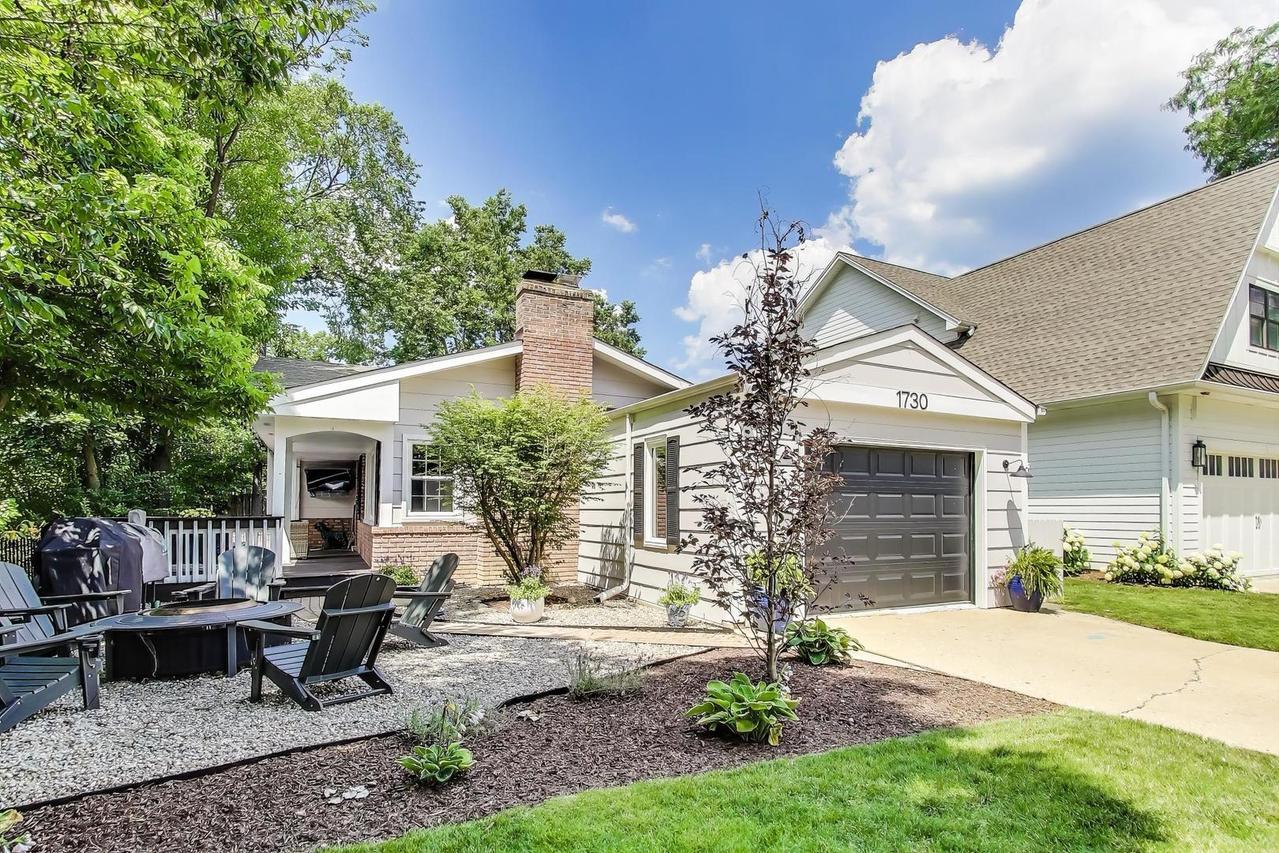 1730 Elm Ave., Northbrook, IL 60062