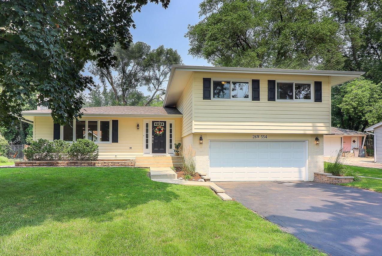 26W554 Jewell Rd., Winfield, IL 60190