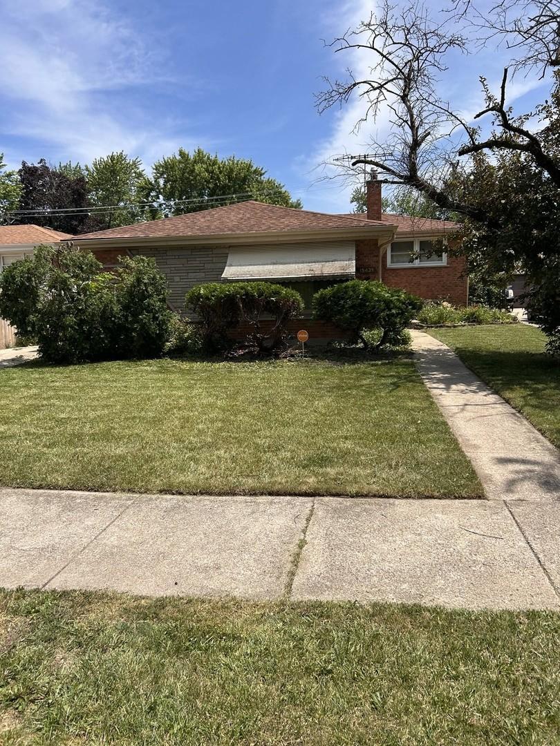 15439 University Ave., Dolton, IL 60419