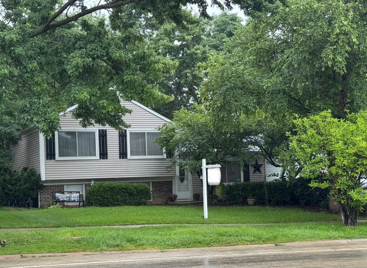 517 W Haven Ave., New Lenox, IL 60451