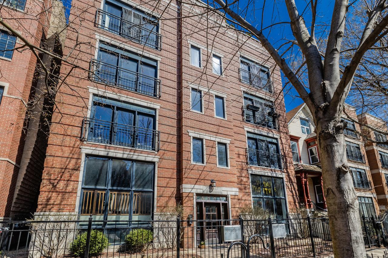 844 W Roscoe St. #4E, Chicago, IL 60657