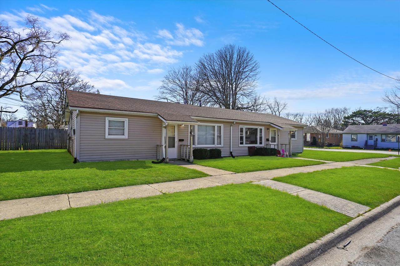 138 W 35th St., Steger, IL 60475