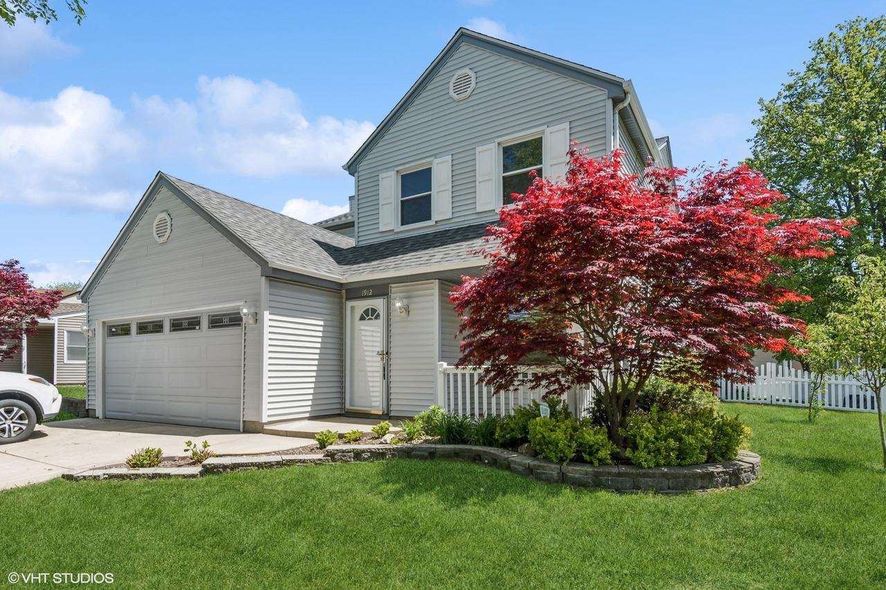 1912 Seton Hall Dr., Naperville, IL 60565