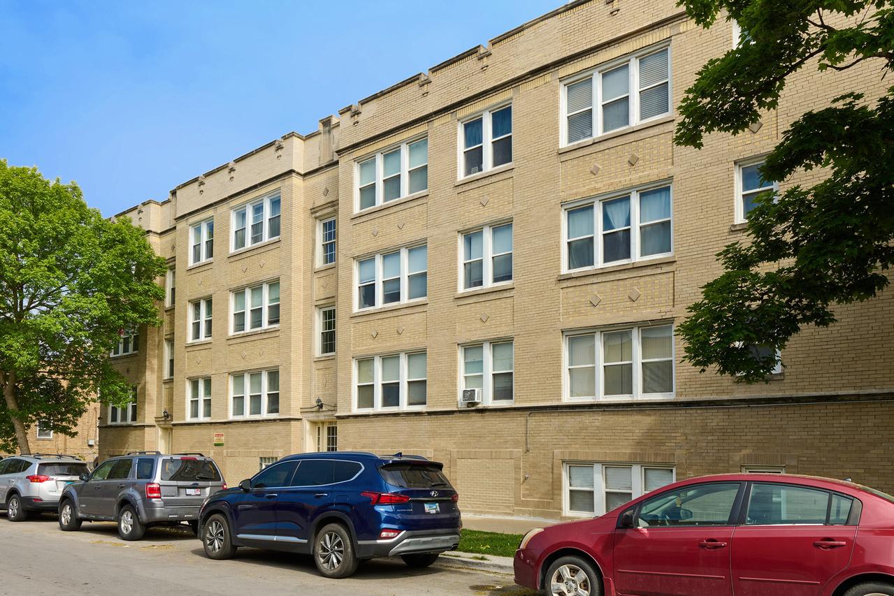 2840 W Glenlake St. #3D, Chicago, IL 60659