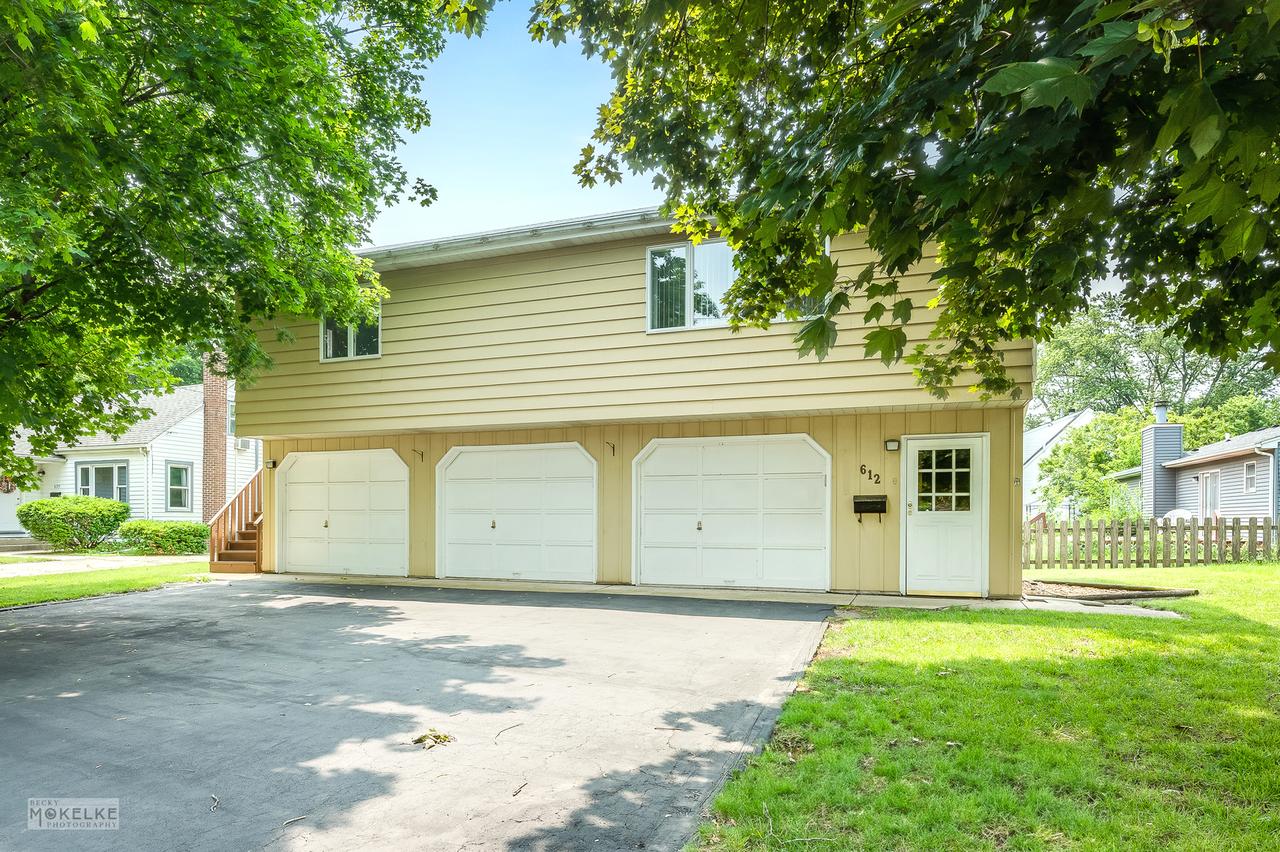 612 Church St., Batavia, IL 60510