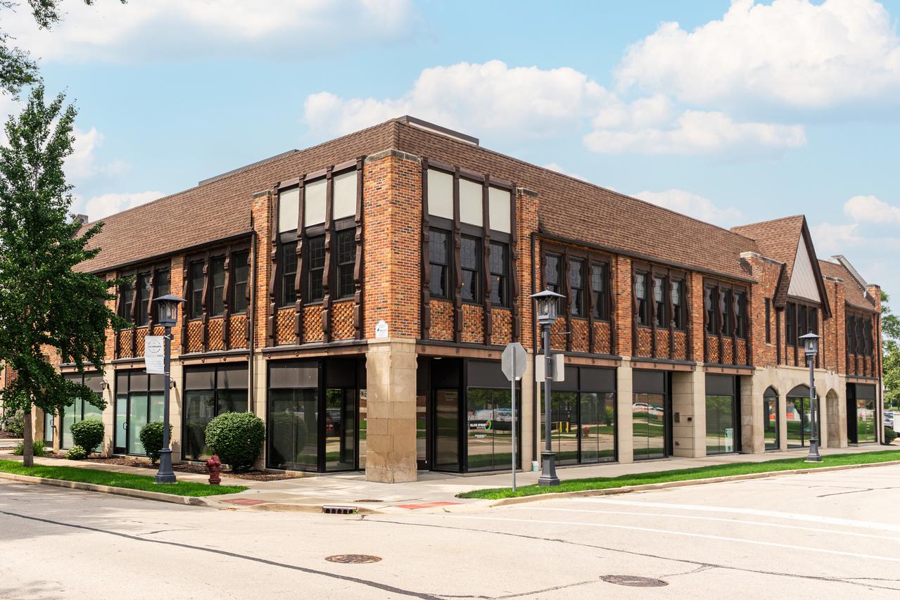 264 E Kenilworth Ave. #2, Villa Park, IL 60181