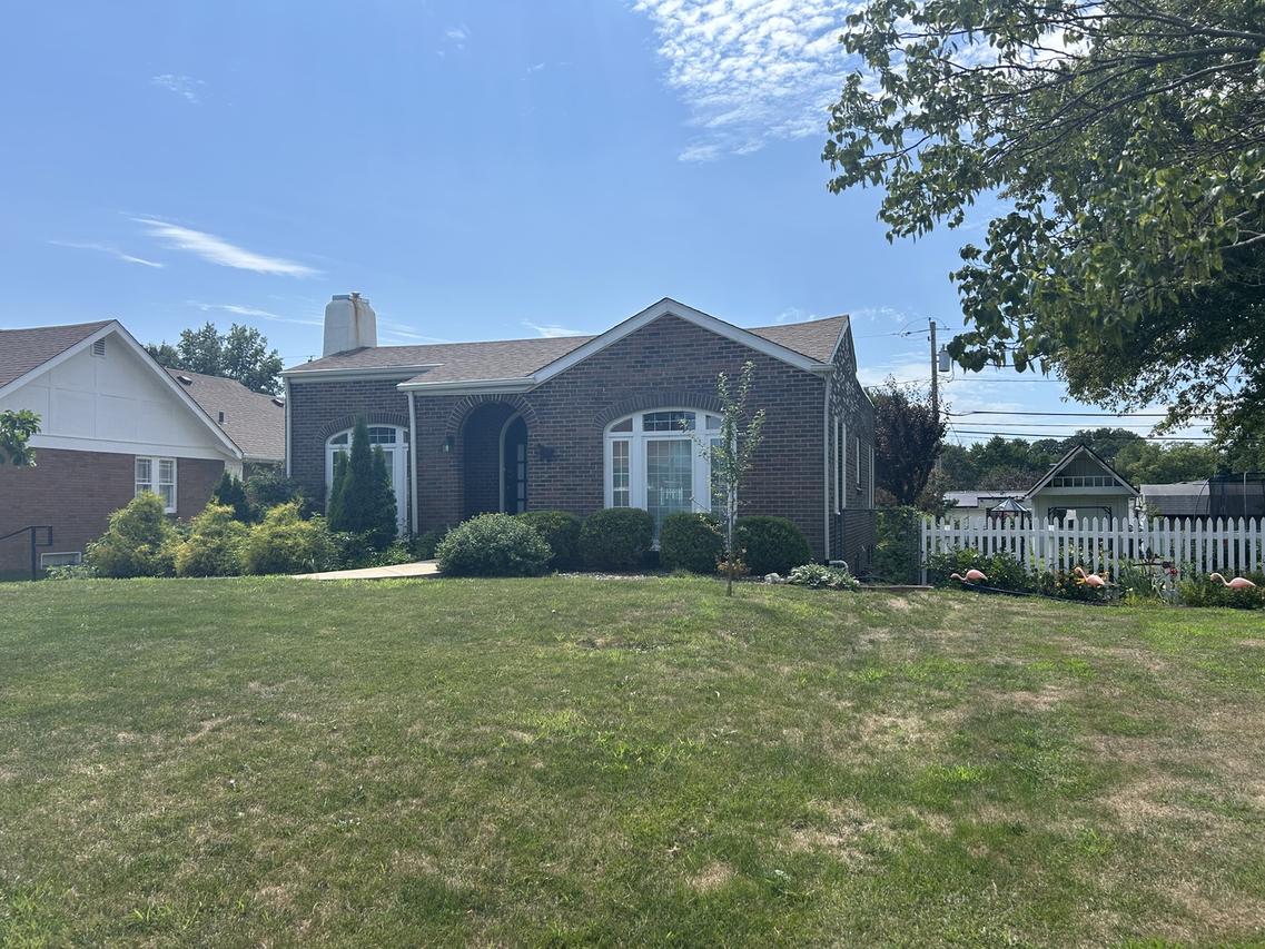 1606 N Gilbert St., Danville, IL 61832