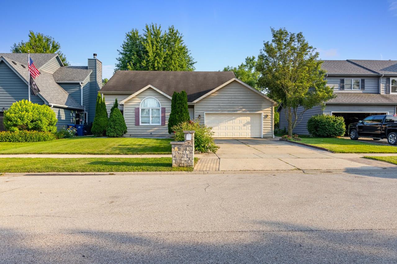 1121 Otto Graham Ln., Zion, IL 60099