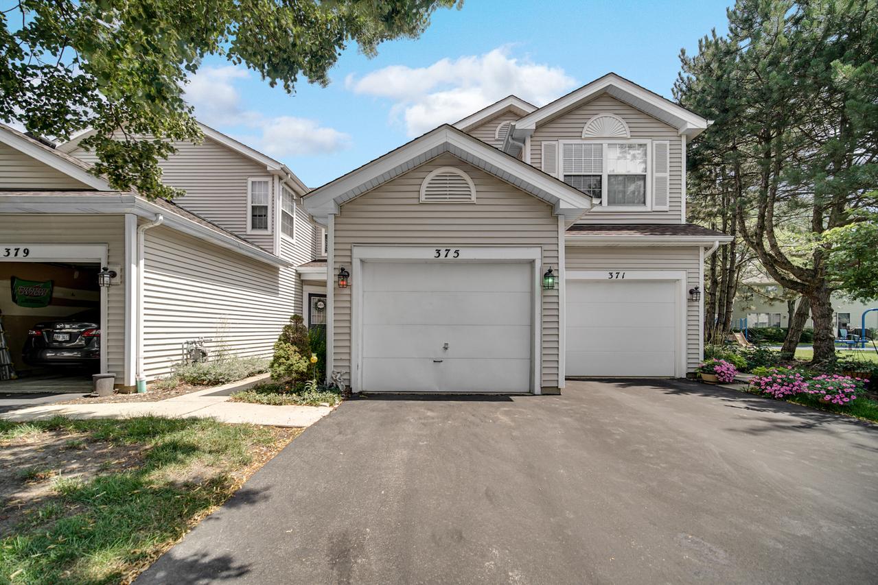 375 Glen Byrn Ct. #9375A, Schaumburg, IL 60194