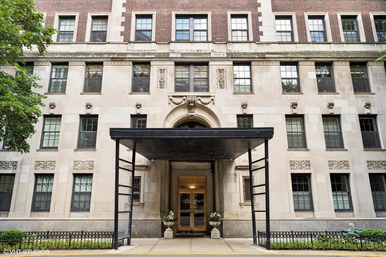 3750 N Lake Shore Dr. #6A, Chicago, IL 60613
