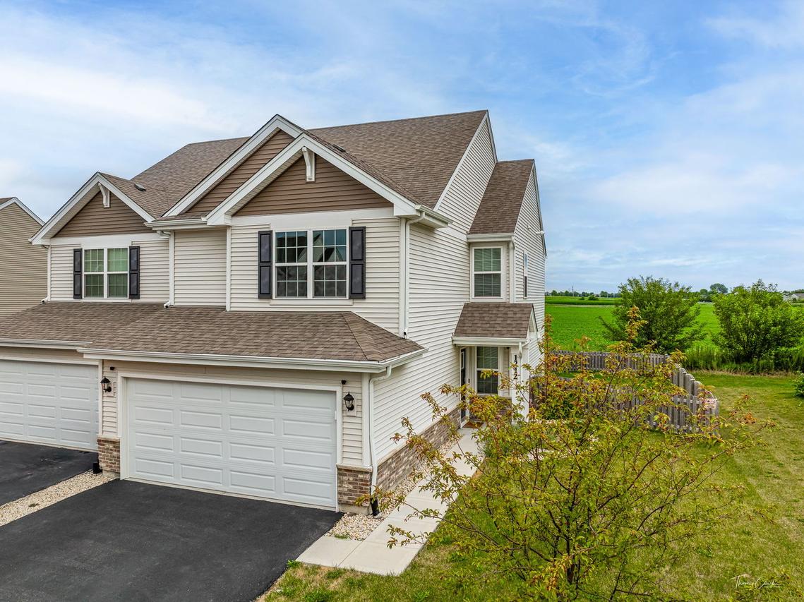1212 Fawnlily Cir., Joliet, IL 60431