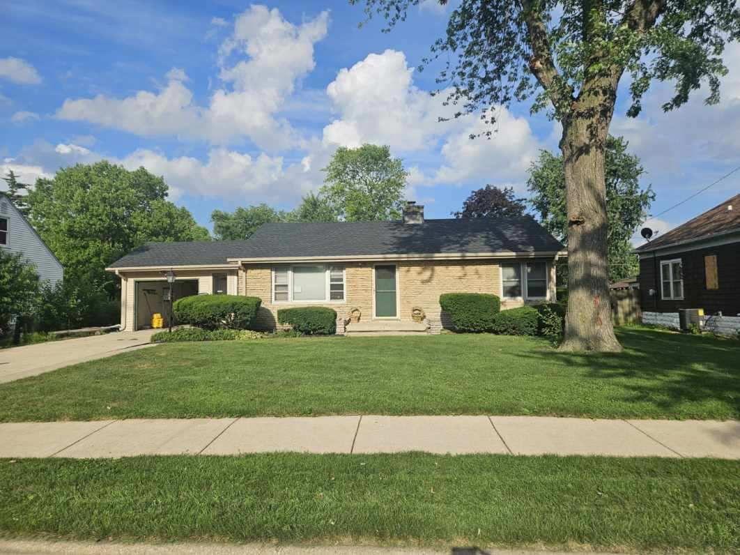 1016 N William St., Joliet, IL 60435