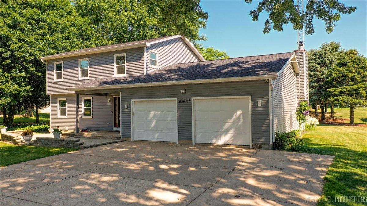 48W142 Milnamow Dr., Maple Park, IL 60151