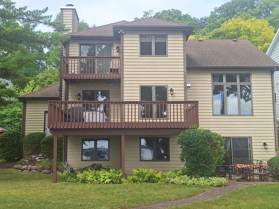 171 Waltonian Ter., Fox Lake, IL 60020