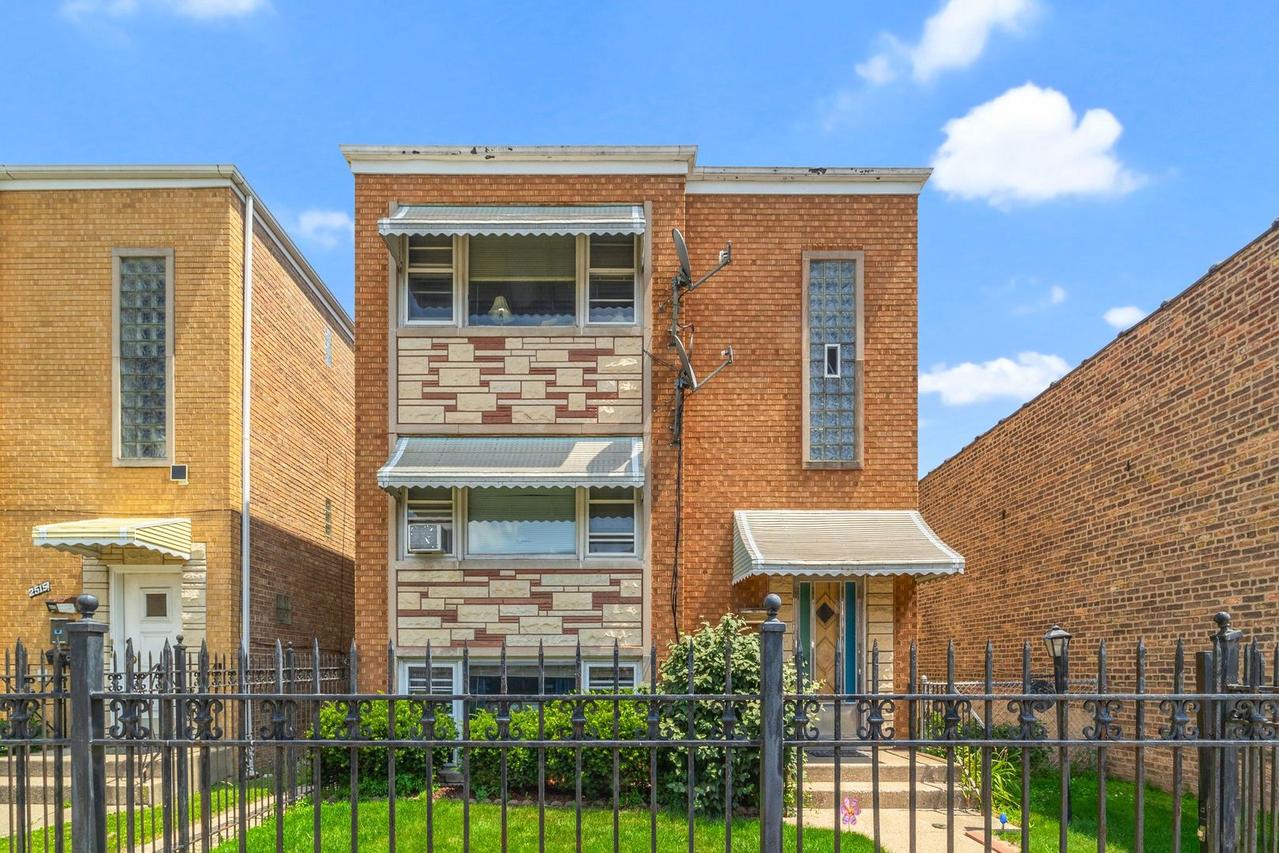 2511 N Laramie Ave., Chicago, IL 60639