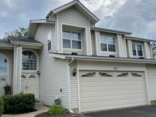 852 Dracut Ln., Schaumburg, IL 60173