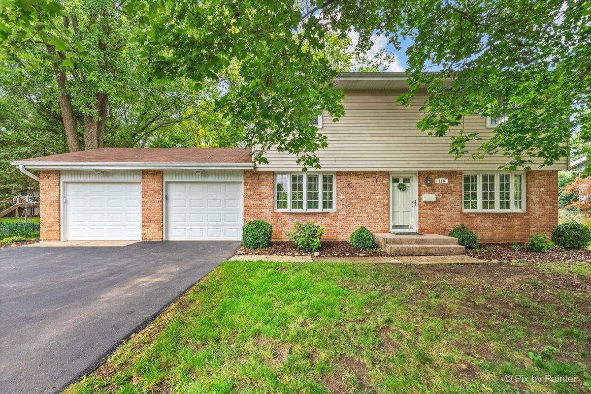 210 Simpson St., Geneva, IL 60134