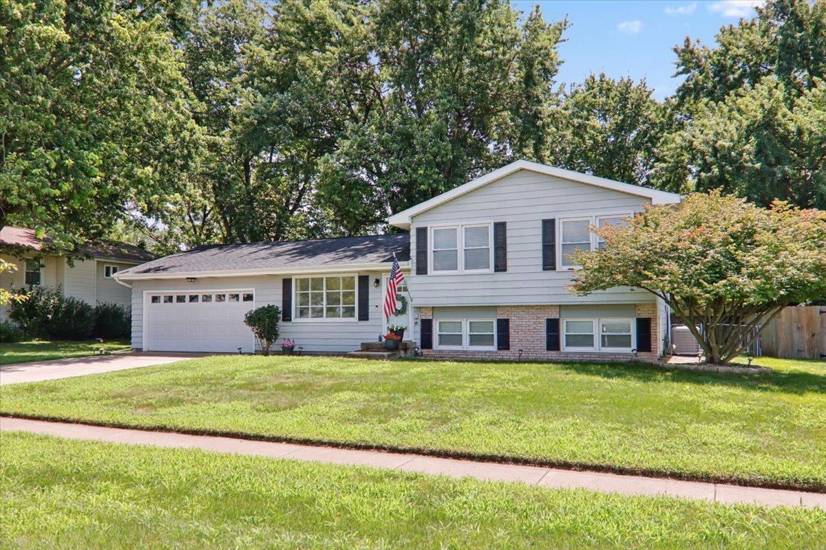 1715 Gregory St., Normal, IL 61761