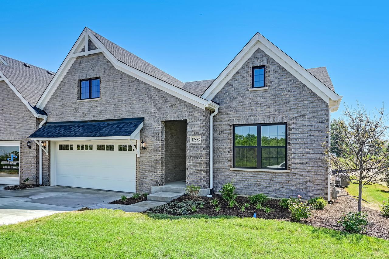 12813 Marble St. #33A, Lemont, IL 60439