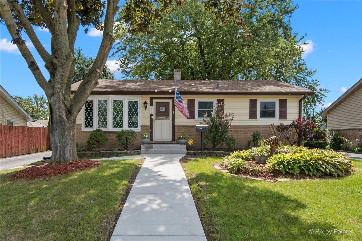 539 W Rose Ave., Addison, IL 60101