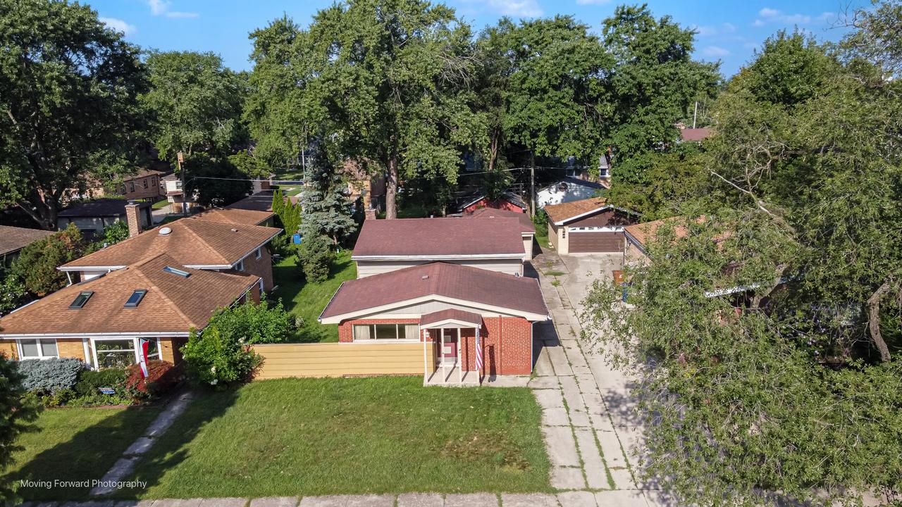 10420 S Kildare Ave., Oak Lawn, IL 60453