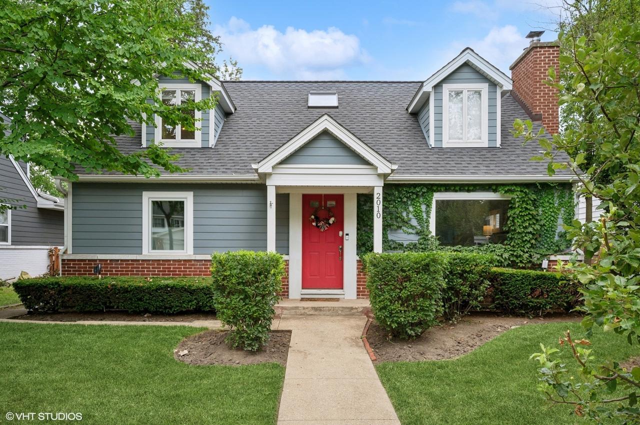2010 Lake Ave., Wilmette, IL 60091