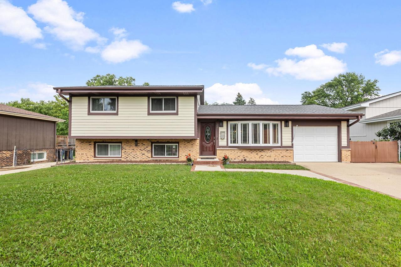 241 S Cherry St., Itasca, IL 60143