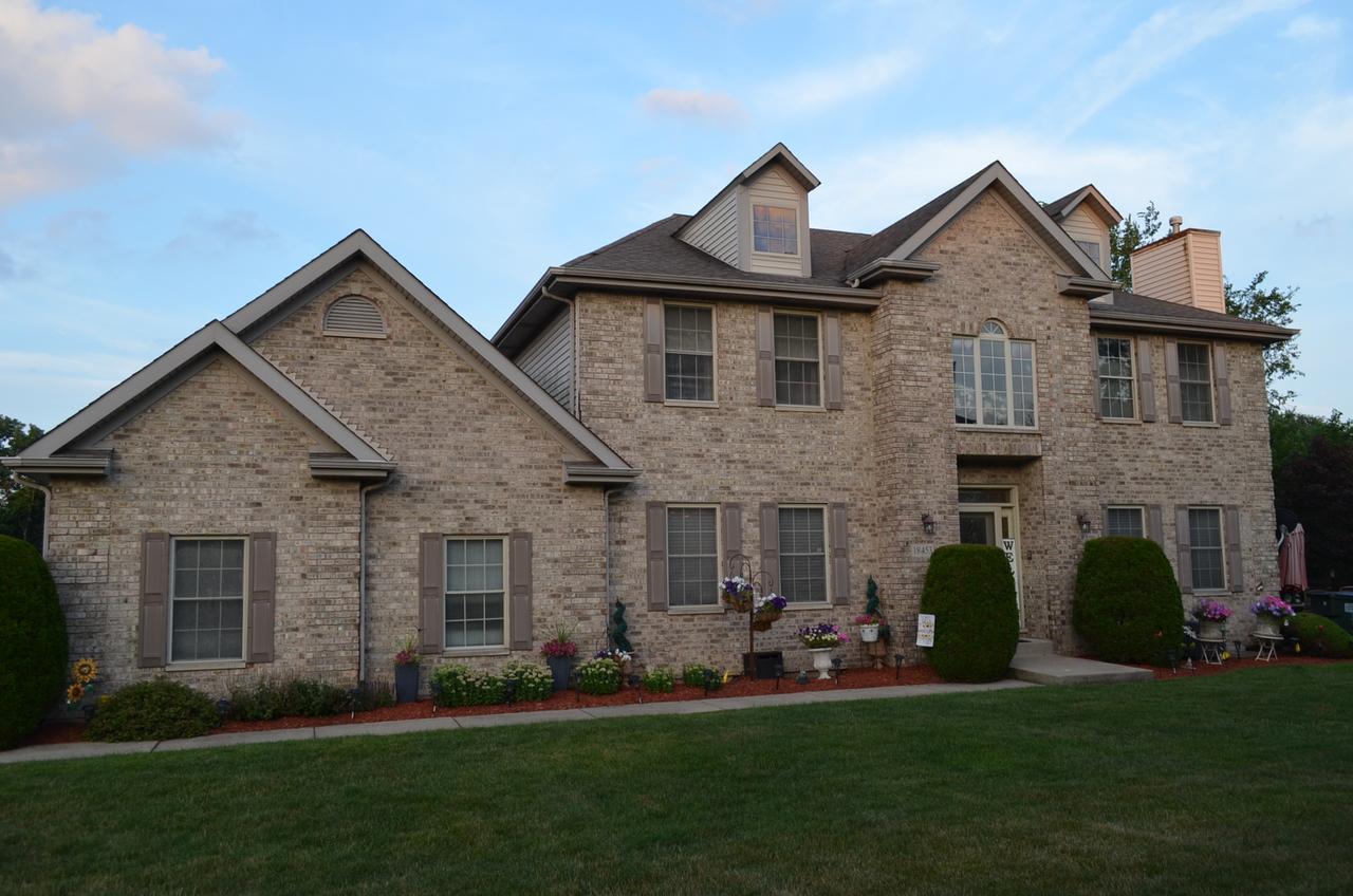 18453 Stonecreek Dr., Hazel Crest, IL 60429