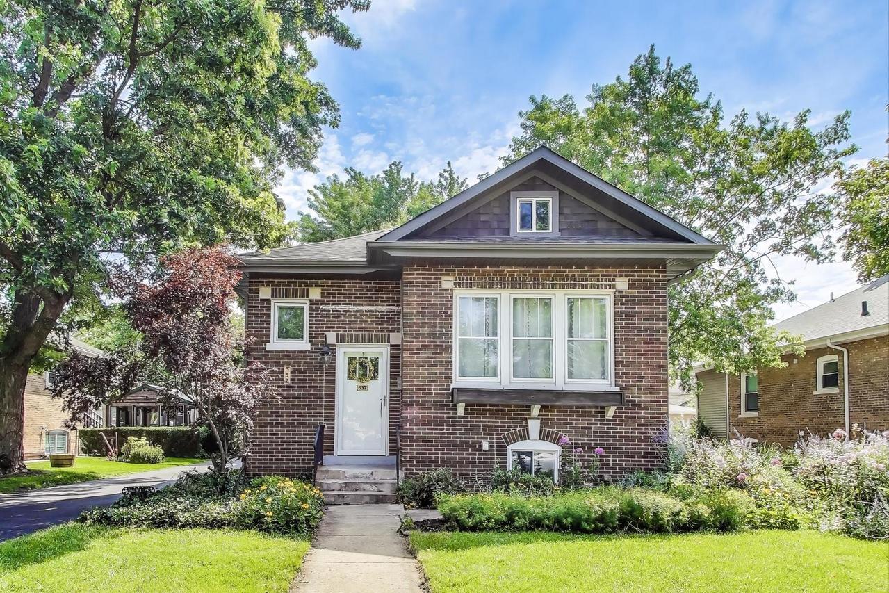 537 S Grace St., Lombard, IL 60148