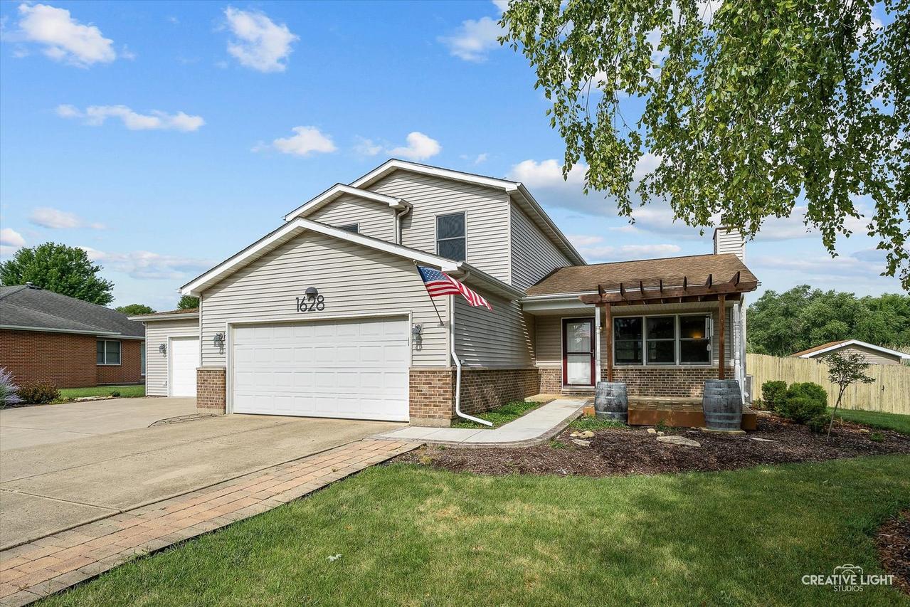 1628 Schubert Dr., Morris, IL 60450