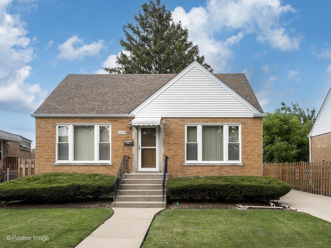 4029 Gremley Ter., Schiller Park, IL 60176