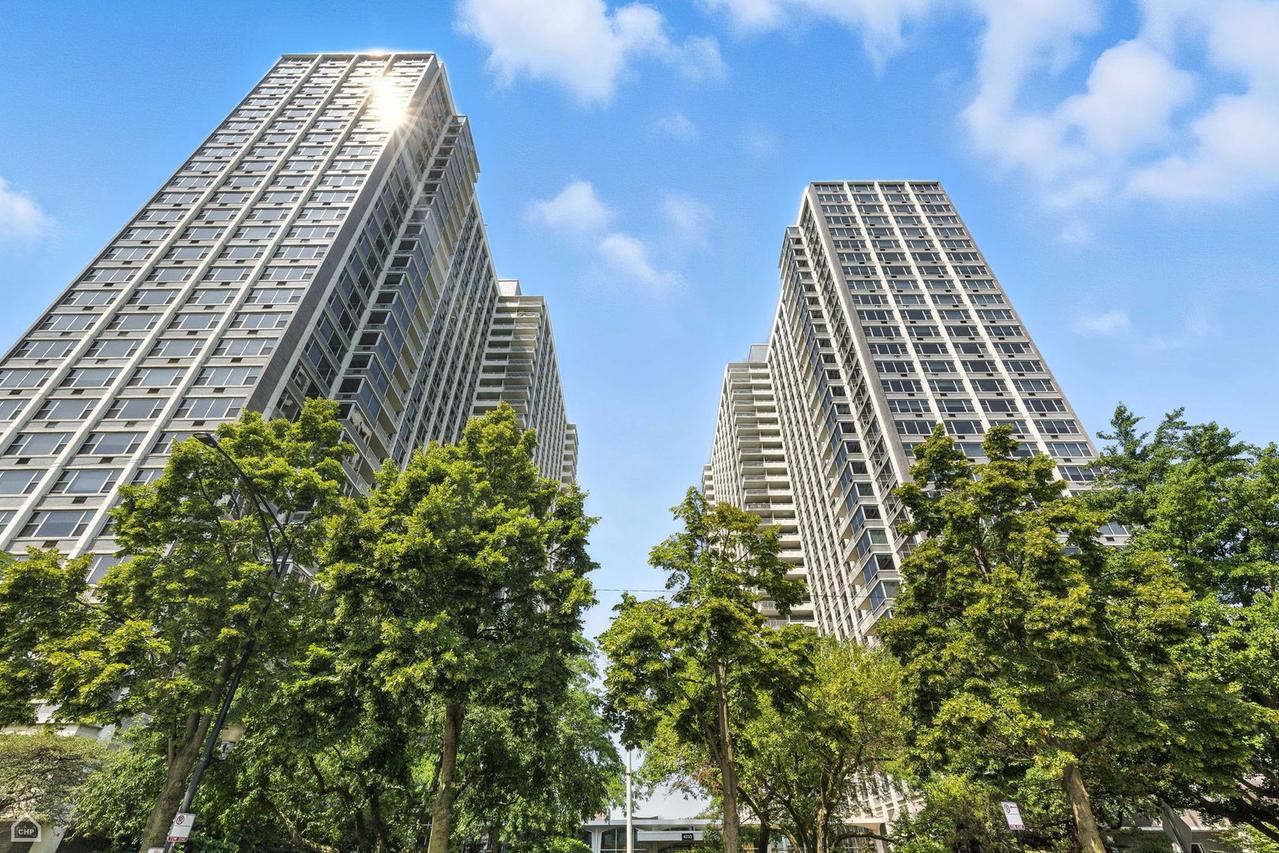 4250 N Marine Dr. #2913, Chicago, IL 60613