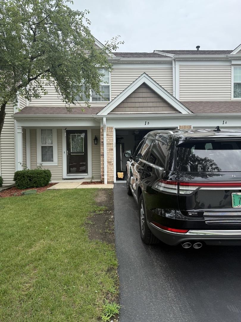 1 Chaucer Ln. #B, Streamwood, IL 60107